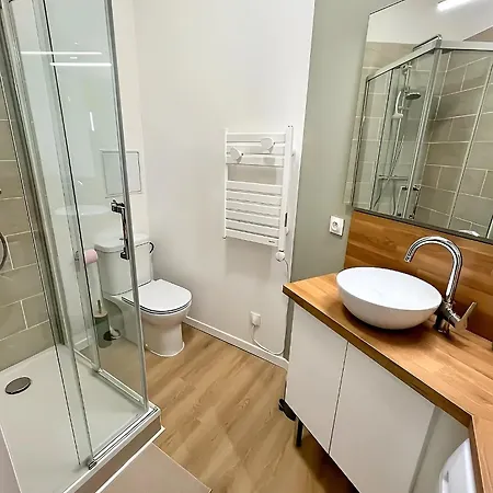 2 Pieces Proche Arenes - Terrasse & Clim Appartement