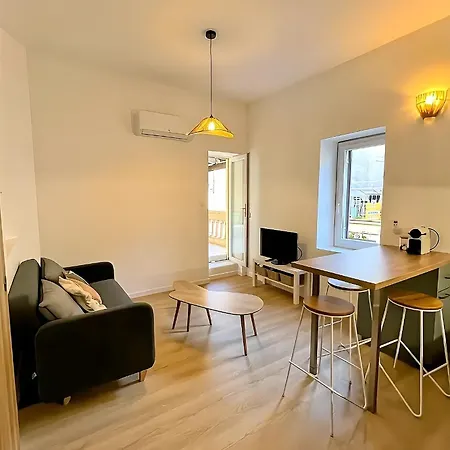 2 Pieces Proche Arenes - Terrasse & Clim * Nîmes